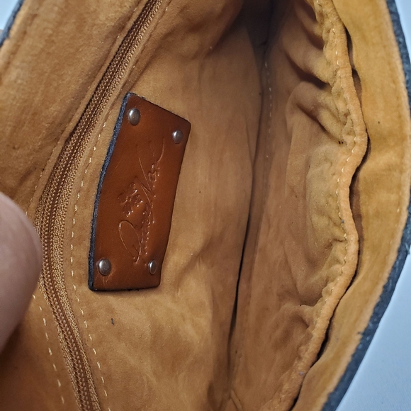 PATRICIA NASH Black Leather BELT BAG With Carry Wrist Strap Excellent Condition - Picture 8 of 16